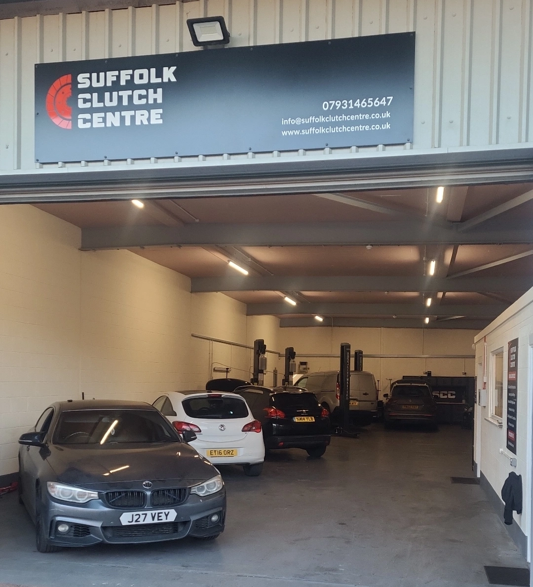 Suffolk Clutch Centre Front